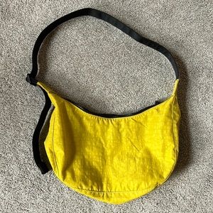 Baggu Medium Crescent Bag (sour)